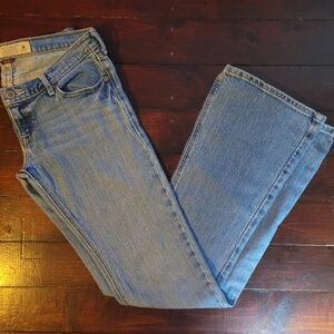 ***SOLD*** Vintage Y2K Hollister Low-Rise Cali Flare Jeans Size 3R  **SOLD***